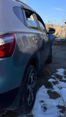 Nissan Qashqai, 2012 года, 141 лс, 224000 км, полный привод, АКПП, VIN: SJNFBNJ10U2471692, требуется ремонт (трещины на лобовом стекле, помят капот, бампер, сломаны передние фары).