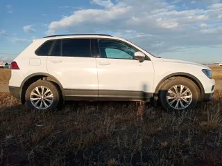 Volkswagen Tiguan 2018 года выпуска, VIN: XW8ZZZ5NZKG201700. Осмотр автомобиля осуществляется по месту его нахождения. Ознакомление с документами возможно по месту нахождения арбитражного управляющего по предварительной записи. Запрос направлять на prokhorovpi@mail.ru или по телефону 89994671215.