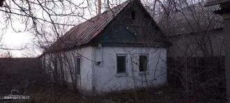Доля ¼ жилого дома 47,3 м² с участком 2300 м², Ростовская обл. ¼ в праве собственности на жилое здание, общей площадью 47.3 кв.м., кадастровый номер: 61:18:0030201:328, расположенного на земельном участке, общей площадью 2300 кв.м., кадастровый номер 61:18:0030201:32, категория земель - Земли…