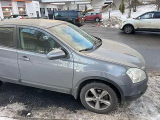 Nissan Qashqai 2.0 Tekna 2008 Транспортное средство – автомобиль NISSAN QASHQAI 2.0 TEKNA PACK, год изготовления: 2008, VIN: SJNFBNJ10U1248417, цвет: серый, мощность двигателя: 141 л. с., 104 кВт, местонахождение: Москва.