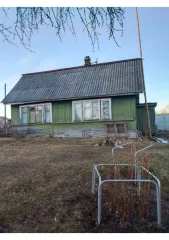 Земельный участок, 1000 кв.м., сельскохозяйственного назначения, местоположение: 185519, Республика Карелия, Прионежский р-н, поселок Ладва-Ветка, кадастровый номер: 10:20:0000000:654, вид собственности: индивидуальная. На участке есть колодец технический для полива, 2 яблони, кусты с черной…