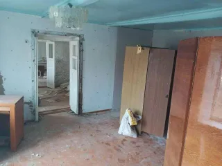 Дом 66,5 м² и земельный участок 2620 м², Ставропольский край, Благодарненский р-н, с Сотниковское, ул Пролетарская, д.91, кад. № 26:13:161201:866, земельный участок 2620 м², кад. № 26:13:161201:737. Должник не проблематичный, осмотр возможен.