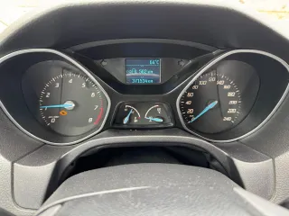 Ford Focus 2012 года выпуска. VIN: X9FKXXEEBKCA80687. Автомобиль на ходу, передвигается, но находится в условно исправном состоянии (горит датчик неисправности двигателя). Осмотр по адресу: Ярославская область, г. Ярославль, Московский проспект, д. 78, по предварительной записи по телефону…