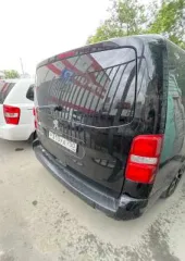 Легковой Peugeot Traveller, VIN-Z8TVEAHXVJM009923, 2018 г. в., цвет – черный. Т/с не исправно, отсутствуют пассажирские сиденья, а также есть иные недочеты описанные в отчете об оценки.
