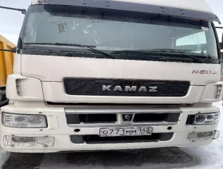 Грузовой тягач седельный КАМАЗ 5490, VIN ХТС549005М2546563, 2021 года выпуска, гос. рег. знак О771ММ142. Отсутствуют ключи.