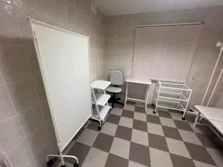 Встроенное нежилое помещение медицинского консультационно-диагностического центра. Назначение: нежилое. Площадь: 114 кв.м. Этаж: 1. Адрес: Пермский край, г. Березники, ул. Юбилейная, д. 24. Кадастровый номер: 59:03:0400073:11475. А также связанные с помещением доли в праве на общедомовое имущество…