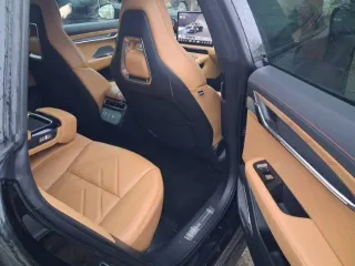 Zeekr 001 2023 года выпуска, черный цвет. VIN: L6T79T2E2PP032563, государственный номер А636НУ18.