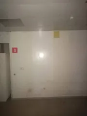 Нежилое помещение 87.3 кв.м в Пермском крае, г. Березники, ул. Пятилетки, д. 79. Встроенное помещение на 1 этаже, кадастровый номер 59:03:0400086:4367. В ЕГРН имеются записи об арестах. Конкурсный управляющий ведет работу по погашению этих записей. В соответствии со ст. 126 Федерального закона от…