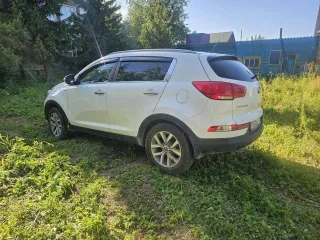 Автомобиль Kia Sportage SLS 2014 года выпуска, VIN U5YPC81ADEL475089/XWEPC81ADE0002095.