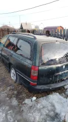 Opel Omega 1995 года, зеленый цвет. VIN: WOLOOOO2251018985, госномер: Х028АО138. Бензиновый двигатель объемом 2497 куб. см, мощность 175 л. с. (128,7 кВт). Экологический класс второй. Разрешенная максимальная масса 1955 кг, масса без нагрузки 1680 кг. Штрафов нет, в ДТП не была, не на ходу.