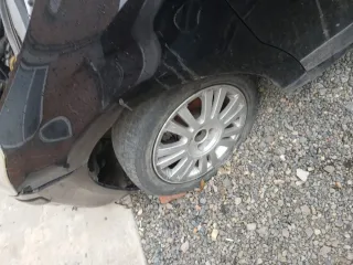 Citroen C4 2008 года, черный цвет. VIN: VF7LA5FWC74913901, ПТС: 78УЕ 224179, госномер: О805ХУ161. Бензиновый двигатель объемом 1598 куб. см, мощность 120 л.с. (88 кВт), экологический класс 4. Максимальная масса 1727 кг, масса без нагрузки 1296 кг. Залоговый кредитор ООО МФК «Кэшдрайв». Осмотр по…