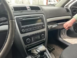 Легковой автомобиль Skoda Octavia, VIN XW8CA41Z4DK230248, 2012 год выпуска, серебристый цвет кузова.