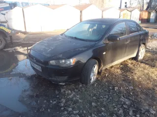 Mitsubishi Lancer 2008 года выпуска, VIN JMBSRCY2A8U012130. Находится в залоге у ПАО "Совкомбанк", залог прекращается по результатам сделки. Требуется ремонт: перекраска капота и бамперов, треснула шпатлевка на задних стойках автомобиля. Документы и информацию можно получить по телефону…