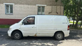 Mercedes-Benz VITO 108 CDI 2003 года выпуска, VIN WDF63809413519159. Автомобиль находится в залоге.
