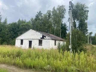 Земельный участок в Московской обл., 770 кв.м., кадастровый номер 50:30:0020212:810, расположенный по адресу: Московская область, городской округ Егорьевск, д Колычёво Боярское (находится в залоге у ПАО СБЕРБАНК).