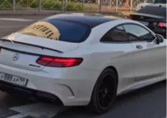 Автомобиль МЕРСЕДЕС БЕНЦ S500 4 MATIC, 2015 года выпуска, VIN WDD2173851A009838, г/н Н888АР99  ключи и документы автомобиля отсутствуют , имеется повреждение на левом переднем крыле  вмятина .