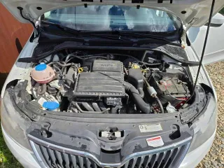 Skoda Rapid 2015 Skoda Rapid, 2015 года, 110 лс, 483000 км, АКПП еще ТС Skoda Rapid, 2015 года выпуска VIN: XW8AC2NH3GK109142