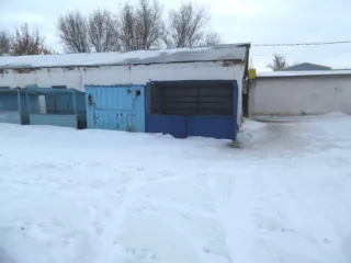 Торговые прилавки 44 штуки, киоски открытые 11 штук. Ознакомление с имуществом осуществляется по заявке по тел. 89048159915 или эл. адресу: chesaserg@mail.ru.