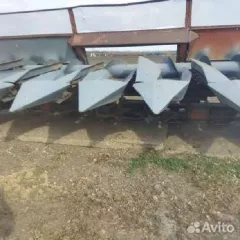 Жатка к комбайну ДОН-1500. Ознакомление с документами и осмотр имущества по предварительной договоренности по телефону +7 918 593 5736 или email: kotov.ay653@gmail.com. Адрес: г. Ростов-на-Дону, ул. Обороны, д. 49, офис 309.