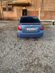 Шевроле Лачетти 2007 года, 109 л.с., пробег 200000 км, автоматическая коробка передач. VIN: XUUNA196J70000794, госномер: Р014ОО30.