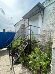 Имущественный комплекс, 1576 кв.м, Белгородская область, г. Алексеевка, пер. 3-й Мостовой, д. 21, состоящий из: здания детского сада №7, общей площадью 195,5 кв.м; здания детского сада №7, общей площадью 76,9 кв.м; здания кухни, общей площадью 32,8 кв.м; земельного участка, общей площадью 1576,0…