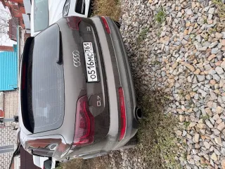Audi Q7 2012 Автомобиль марки Audi модель Q7 2012 г.в. VIN-номер WAUZZZ4L2DD015634. Ознакомление с характеристиками имущества и документацией осуществляется по следующим контактам: +7(999)696-02-73, 575diana575@mail.ru