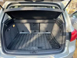 Volkswagen Tiguan, 2013 года выпуска, идентификационный номер XW8ZZZ5NZDG121378, гос.номер М692ВН774. Volkswagen Tiguan, 2013