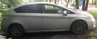 Тойота Приус 2012 года выпуска Внешне автомобиль выглядит удовлетворительно. Отсутствует высоковольтная батарея