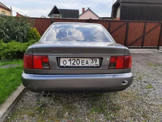 Audi A6 1995 года выпуска, VIN WAUZZZ4ZSN054833.