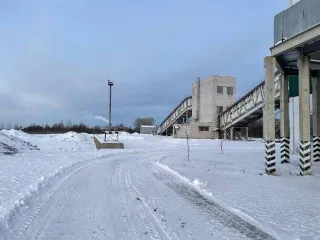 Имущественный комплекс по производству пеллет в Архангельской области. Движимое и недвижимое имущество, представляющее собой взаимосвязанный производственный комплекс по производству топливных пеллет, указанное в приложениях №1 и №2.