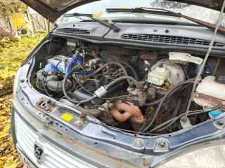 ГАЗ 2705 2012 года выпуска, VIN X96270500C0721745, двигатель 2 997 см³. Состояние удовлетворительное, имеются неполадки с кулисой коробки передач, заводится сложно, не с первого раза, сел аккумулятор. Автомобиль не эксплуатируется.