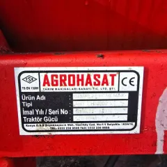 Разбрасыватель минеральных удобрений двухдисковый навесной АНТ СН-1000LT, 2022 год. Инвентарный номер 104000088, заводской номер 44714. Категория 2, масса 210 кг. Производитель AGROHASAT. Состояние б/у.