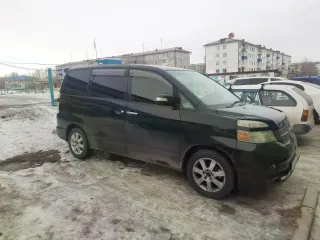 Toyota Voxy 2006 Легковой автомобиль марки: Toyota, модель: Voxy, год выпуска: 2006 г., кузов №: AZR6 Ознакомление с имуществом проходит по адресу: 665458, Иркутская обл., г Усолье-Сибирское, ул. Купца Пономарёва, д 27