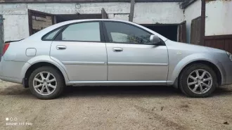 Chevrolet Nubira, 2004 г.в., VIN KLANF193E4K968485, госномер Н687КЕ82. Седан, серый, механическая КПП. Двигатель: бензиновый, 1.8 л (1799 см³), 122 л.с., номер T18SED 028456. Кузов KLANF193E4K968485. Регистрация 06.07.2023.
