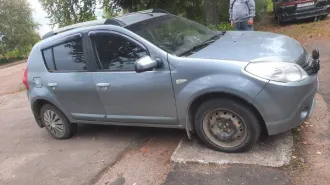 Автомобиль Рено Сандеро, 2011 г.в., г.р.з. M116ОК29, VIN X7LBSRB1HBH469429,  1 шт. +  Автомобиль Лада Приора, 2010 г.в., г.р.з. В199НО43, 2010 г.в., VIN XTA217030A0264082, 1 шт. + Автомобиль Хэндэ Accent, 2005 г.в., г.р.з О470НА11, VIN X7MCF41GP5M034950, 1 шт. Единый лот. Сопроводительные документы…