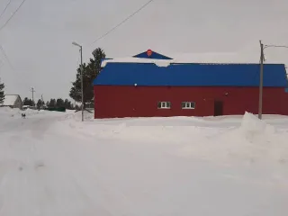 Здание пекарни 586,1 кв.м, 5/6 доли участка 906 кв.м, Ямало-Ненецкий АО, г. Губкинский. Здание 586,1 кв.м. и 5/6 доли земельного участка в Ямало-Ненецком АО еще 5/6 доли земельного участка, площадью 906 кв. м., кадастровый номер: 89:05:030301:7137, по адресу: ЯНАО, Пуровский район, пос. Пурпе, мкр…