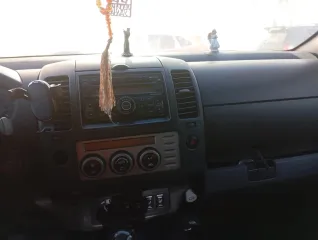 Nissan Navara 2006: Автомобиль NISSAN Navara 2006 г.в. VIN-номер VSKCVND40U0157417. Имущество находится в залоге у ПАО "Совкомбанк" (ИНН 4401116480). В соответствии с подпунктом 4 пункта 1 статьи 352 ГК РФ залог прекращается после реализации заложенного имущества и удовлетворения требований…