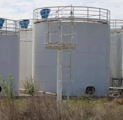 Производственный комплекс по переработке и хранению нефтепродуктов, в который входит следующее недвижимое и движимое имущество: система видеоконтроля, автодорога подъездная (75 м.), инв.№1537-Ф, лит.1А, адрес объекта: Воронежская обл., Панинский р-он, р.п.Панино, ул.Железнодорожная, 2е…