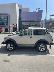 Lada 4x4 2023, автомобиль марки LADA модель 4X4 2023 г.в. VIN-номер XTA212140P2463645. С информацией об участии в торгах и об имуществе можно ознакомиться по адресу: г. Белгород, ул. Архиерейская, 5, оф.12, по тел.: +7(4722)36-52-29, эл. почта: vseg@list.ru (с 11 до 17 часов по местному времени…