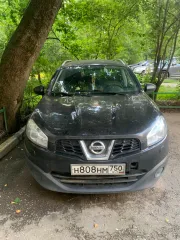 Nissan Qashqai 2.0 2010 года, VIN SJNJBAJ10U7028951. Автомобиль не на ходу, требует капитального ремонта двигателя. Не работает кондиционер, требуется замена лобового стекла.
