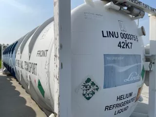 Лот № 1: Изо-контейнер № LINU 000375-5 (изотермический контейнер-цистерна  40 футовый для хранения/транспортировки сжиженного газа), белого цвета Лот № 1:Изо-контейнер № LINU 000375-5 (изотермический контейнер-цистерна  40 футовый для хранения/транспортировки сжиженного газа), белого цвета 1 Штука…