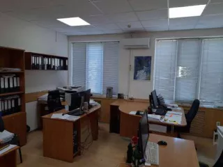 Административное здание, кадастровый номер 07:09:0102036:48, площадь 994,6 кв.м., этажей 4., Адрес: Кабардино-Балкарская республика, г.Нальчик, ул.Щорса, д.6, Имеются запрещения регистрации, а также 
Право аренды земельного участка 07:09:0102036:25 Площадь уточненная 387 кв.м. По адресу…