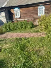 Жилой дом, площадь 69 кв.м., кадастровый  условный  номер: 12:02:1710101:44, размер доли: 1/6, земельный участок, площадь 4030 кв.м., кадастровый  условный  номер:12:02:1710101:8, размер доли: 1/6, адрес  местонахождение : Россия, Респ Марий Эл, р н Горномарийский, д Порандайкино, ул Лесная, дом 8…