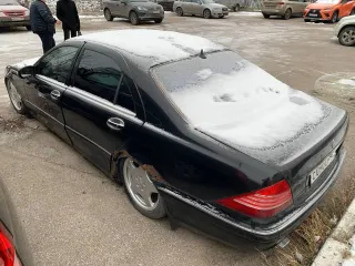 МЕРСЕДЕС БЕНЦБ 500, VIN WDB2201751A353534, гос. номер С090СР52, год выпуска 2003, цвет черный.