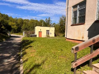 Административно-лабораторный корпус, кадастровый номер: 41:02:0010106:9389. Контрольно-пропускной пункт, кадастровый номер: 41:02:0010106:9381. САТЭС (механические мастерские), кадастровый номер: 41:02:0010106:9380. Склад ПЭМС, кадастровый номер: 41:02:0010106:9385. Склад СРМ 1, кадастровый номер…