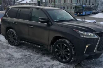 Легковой универсал автомобиль LEXUS LX 570, VIN: JTJHY00W304280714, регистрационный знак О746ОО177, год выпуска 2018, цвет черный.  Ознакомление с имуществом Должника производится самостоятельно по согласованию с ответственным хранителем ООО  ТРИФОЛД ЦЕНТР , адрес:   107140, г.Москва, Комсомольская…