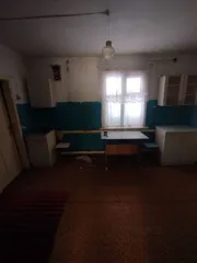 Жилой дом, 38,6 кв.м, Оренбургская область. Дом в Оренбургской обл., 38,6 кв.м. Здание, площадь 38.6 кв.м., назначение: Жилой дом, адрес (местонахождение): Российская Федерация, Оренбургская область, муниципальный район Светлинский, сельское поселение Спутниковский сельсовет, поселок Первомайский…