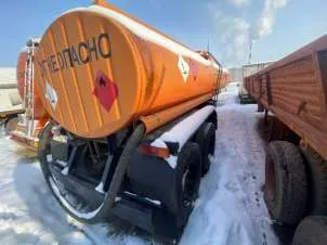 Полуприцеп-цистерна 964841, 2015 года выпуска, VIN X8A964841F0000002, г/н АУ2340 16, ПТС серии 1600 №953209 выдан 15.12.2016 РЭО ОГИБДД УМВД России по Нижнекамскому р-ну. Адрес: г. Казань, ул. Автосервисная, д. 6. Обременения: залог в пользу ПАО НКБ "Радиотехбанк"