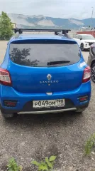 Автомобиль Renault Sandero Stepway, 2021 год выпуска, государственный регистрационный знак Р049ОМ198, VIN X7L5SRMAZ67950439. Обременение: залог, арест.