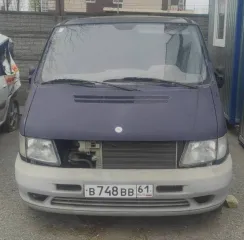 Mercedes-Benz Vito 108 D 1998 года, VIN: VSA63806413154024, госномер У602РВ761. Автомобиль грузовой, имеет повреждения.